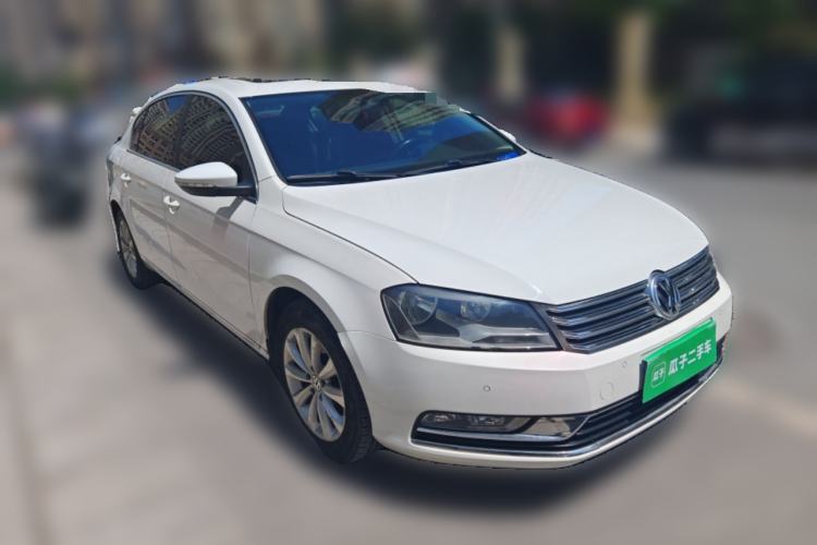 Used Volkswagen Magotan 2012 Revised Version 1.8TSI Leading Edition Front Right 45 Deg