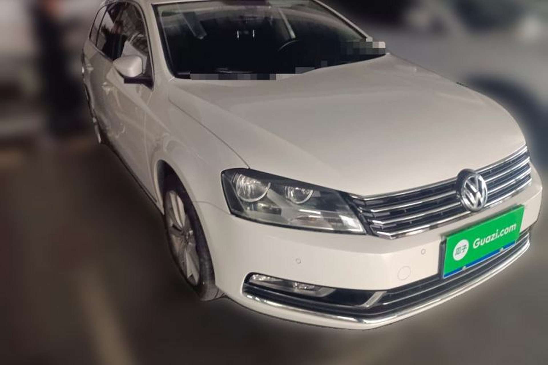 Used Volkswagen Magotan 2012 Travel Edition 2.0 TSI Comfort Version Front Right 45 Deg