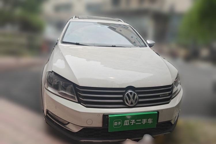 Used Volkswagen Magotan 2012 Travel Edition 2.0 TSI 4x4 Comfort Version Front