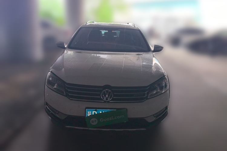 Used Volkswagen Magotan 2012 Travel Edition 2.0 TSI 4x4 Comfort Version Front