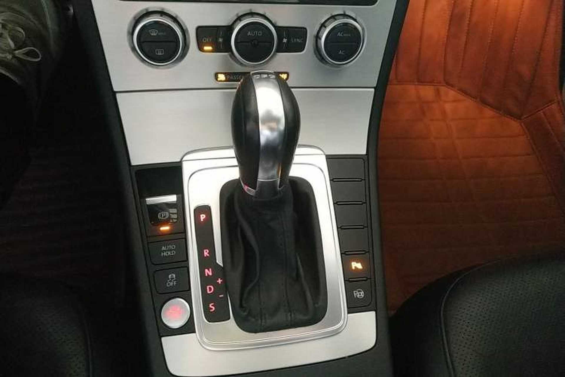 Used Volkswagen Magotan 2012 Travel Edition 2.0 TSI Luxury Version Gear Lever
