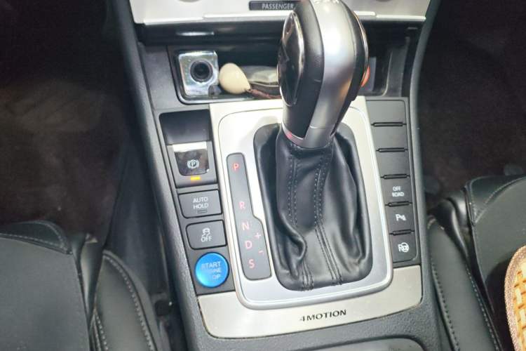 Used Volkswagen Magotan 2012 Travel Edition 2.0 TSI 4x4 Comfort Version Gear Lever