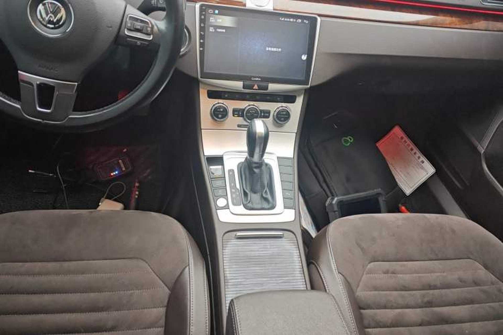 Used Volkswagen Magotan 2012 Travel Edition 2.0 TSI Comfort Version Gear Lever