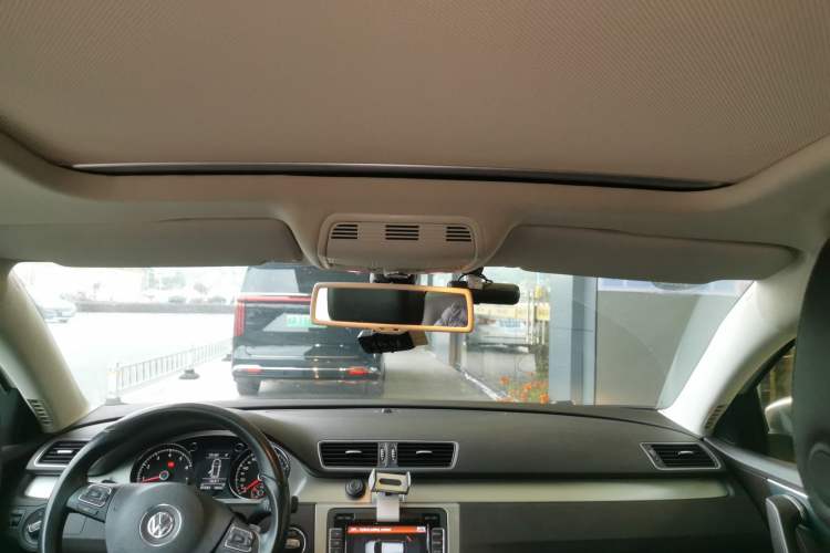 Used Volkswagen Magotan 2012 Travel Edition 2.0 TSI 4x4 Comfort Version Headliner