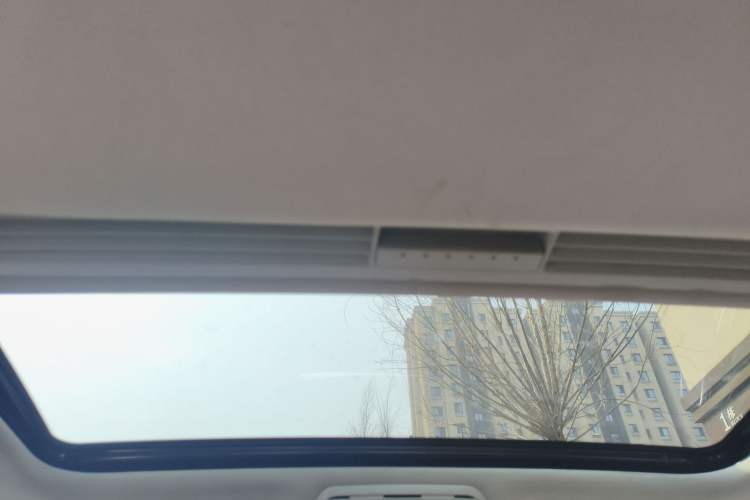Used Volkswagen Magotan 2012 1.8TSI Luxury Model Headliner