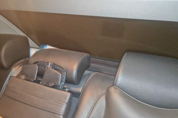 Used Volkswagen Magotan 2012 Revised Version 2.0 TSI Supreme Edition Headliner