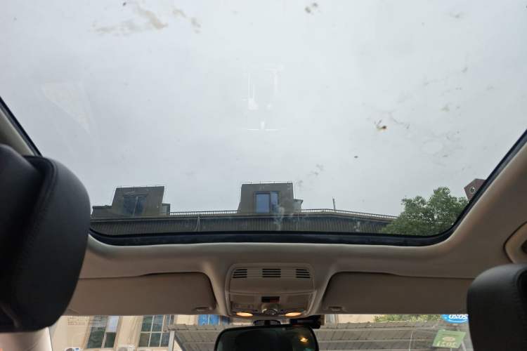 Used Volkswagen Magotan 2012 Travel Edition 2.0 TSI Comfort Version Headliner