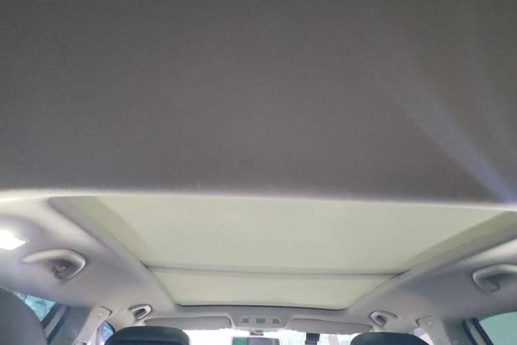 Used Volkswagen Magotan 2012 Travel Edition 2.0 TSI 4x4 Comfort Version Headliner