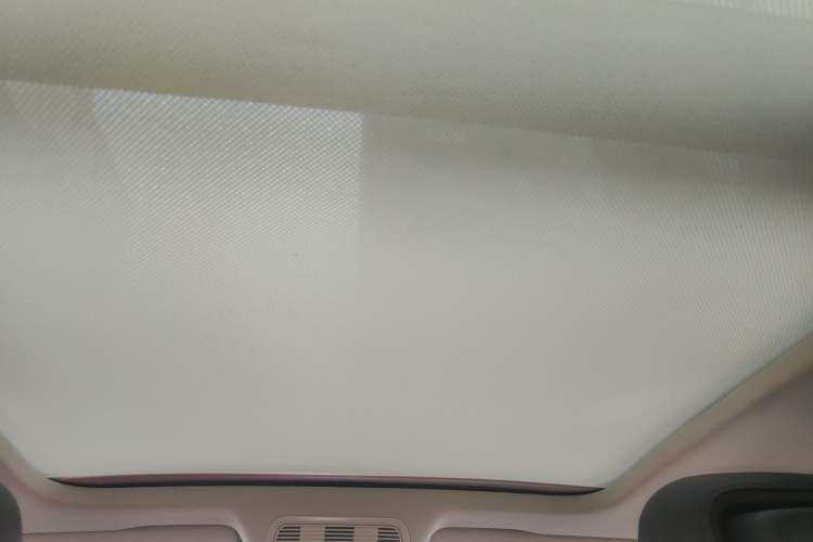 Used Volkswagen Magotan 2012 Travel Edition 2.0 TSI 4x4 Comfort Version Headliner