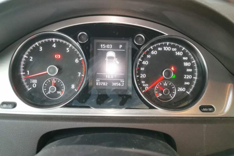 Used Volkswagen Magotan 2012 Travel Edition 2.0 TSI 4x4 Comfort Version Instrument Cluster