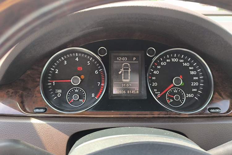 Used Volkswagen Magotan 2012 Travel Edition 2.0 TSI Comfort Version Instrument Cluster