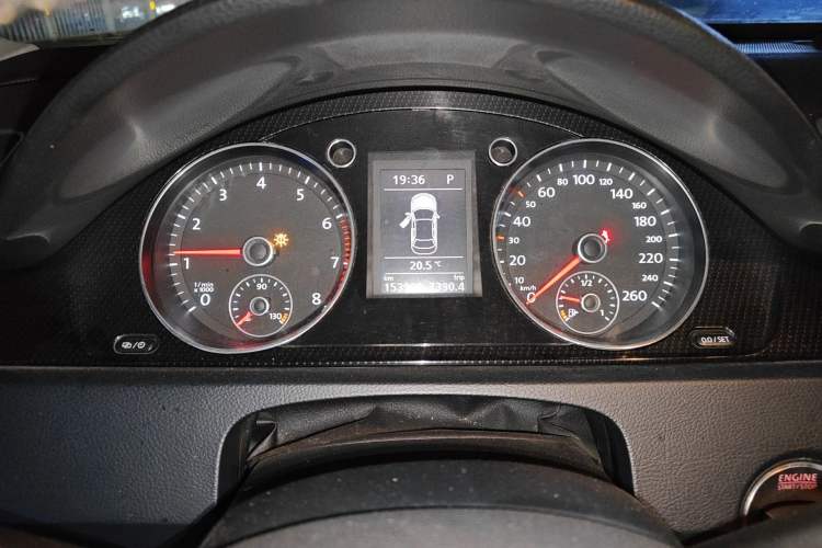 Used Volkswagen Magotan 2012 Revised 1.8TSI Luxury Version Instrument Cluster