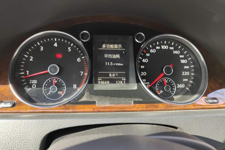 Used Volkswagen Magotan 2012 Travel Edition 2.0 TSI Comfort Version Instrument Cluster