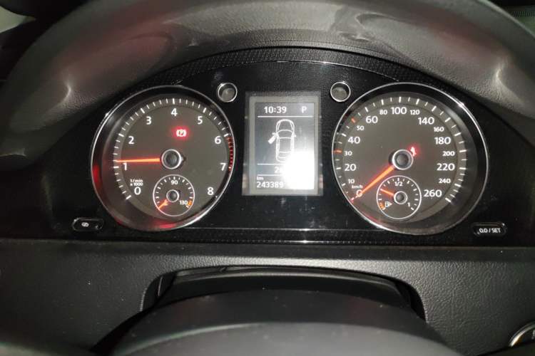 Used Volkswagen Magotan 2012 Revised 1.4 TSI Luxury Version Instrument Cluster