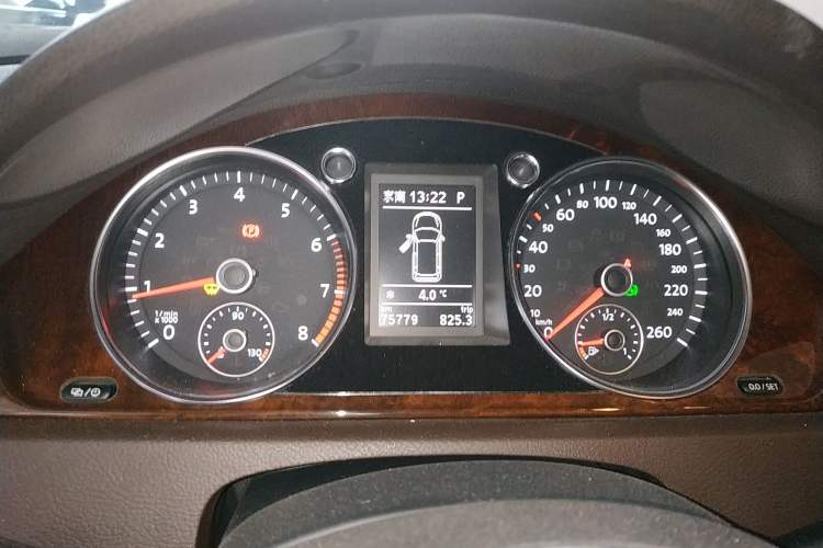 Used Volkswagen Magotan 2012 Travel Edition 2.0 TSI Comfort Version Instrument Cluster
