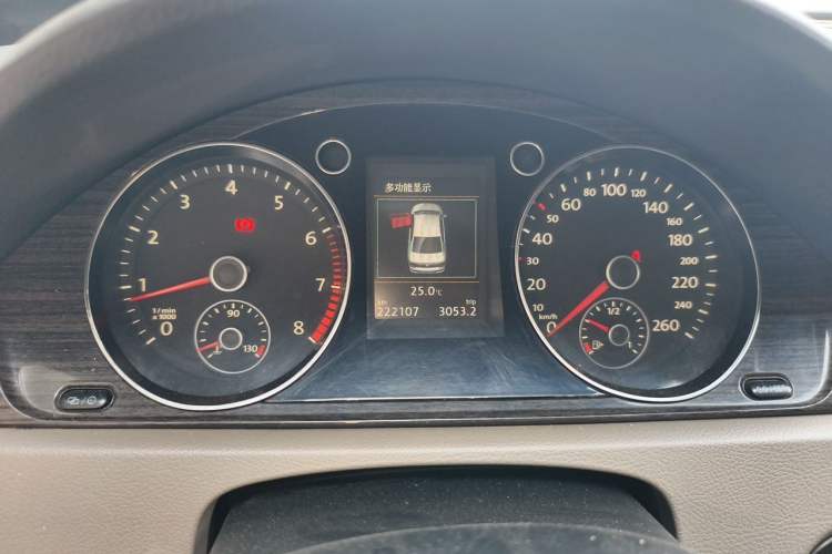 Used Volkswagen Magotan 2012 2.0 TSI Ultimate Edition Instrument Cluster