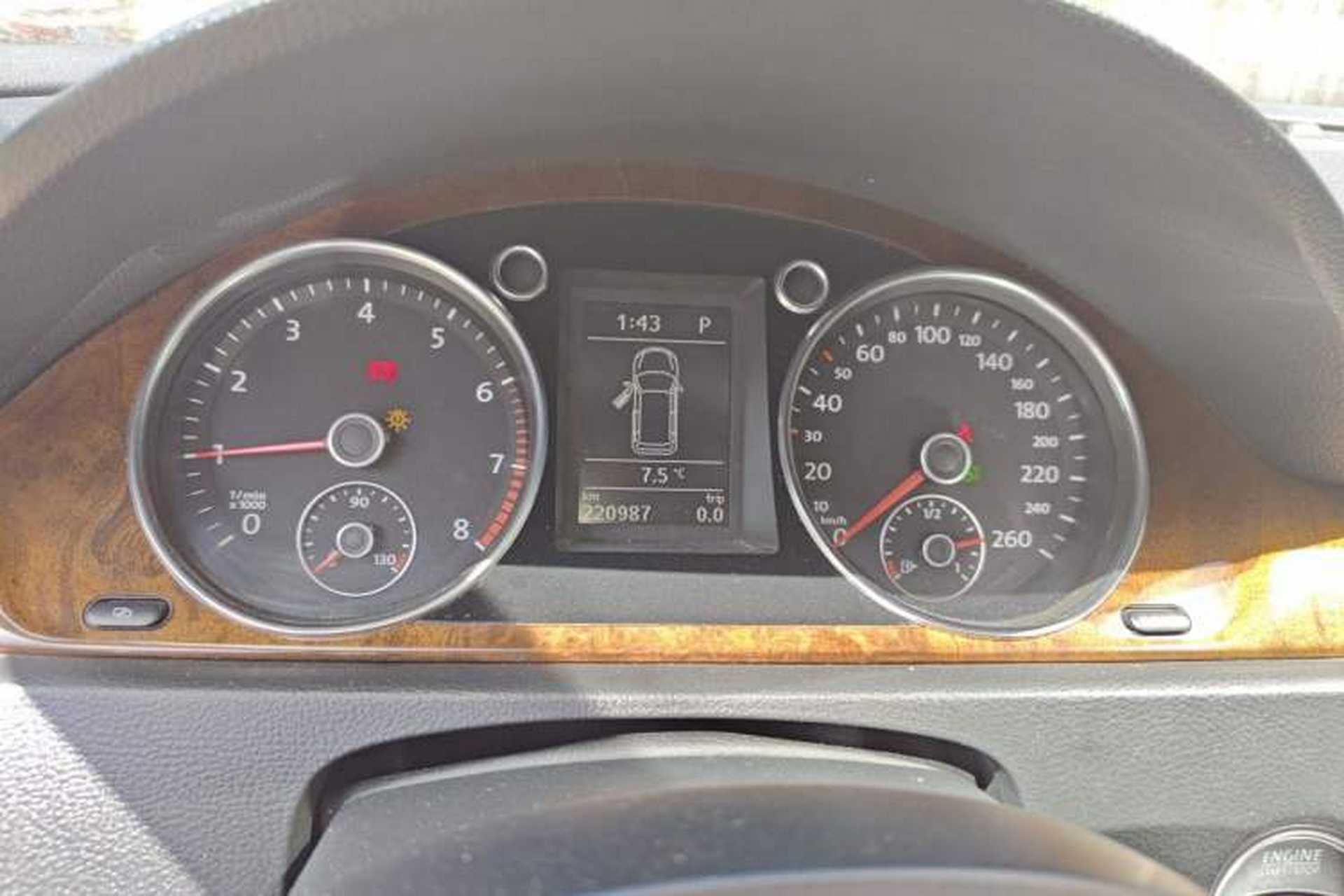 Used Volkswagen Magotan 2012 Travel Edition 2.0 TSI Comfort Version Instrument Cluster
