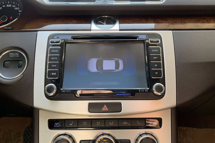Used Volkswagen Magotan 2012 Travel Edition 2.0 TSI Comfort Version Interior 2