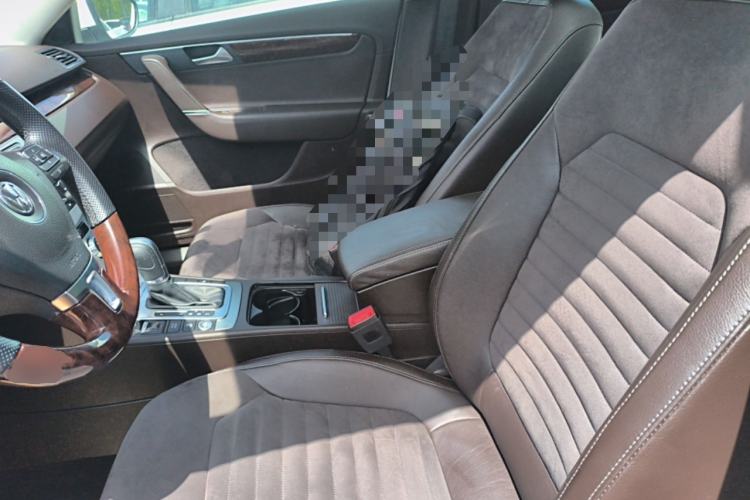 Used Volkswagen Magotan 2012 Travel Edition 2.0 TSI Comfort Version Left Front Seat