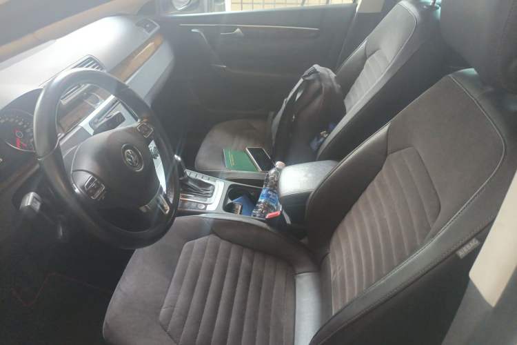 Used Volkswagen Magotan 2012 Travel Edition 2.0 TSI Comfort Version Left Front Seat
