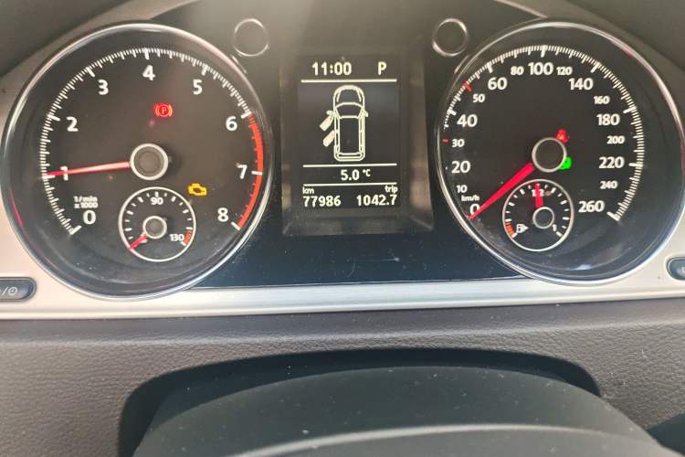 Used Volkswagen Magotan 2012 Travel Edition 2.0 TSI Four-Wheel Drive Luxury Version Odometer Close Up