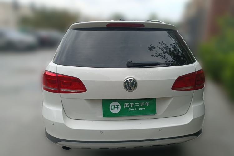 Used Volkswagen Magotan 2012 Travel Edition 2.0 TSI 4x4 Comfort Version Rear