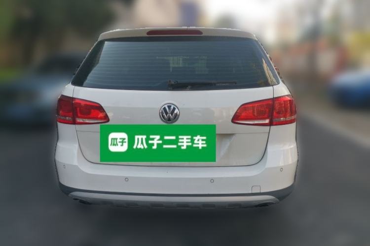 Used Volkswagen Magotan 2012 Travel Edition 2.0 TSI 4x4 Comfort Version Rear