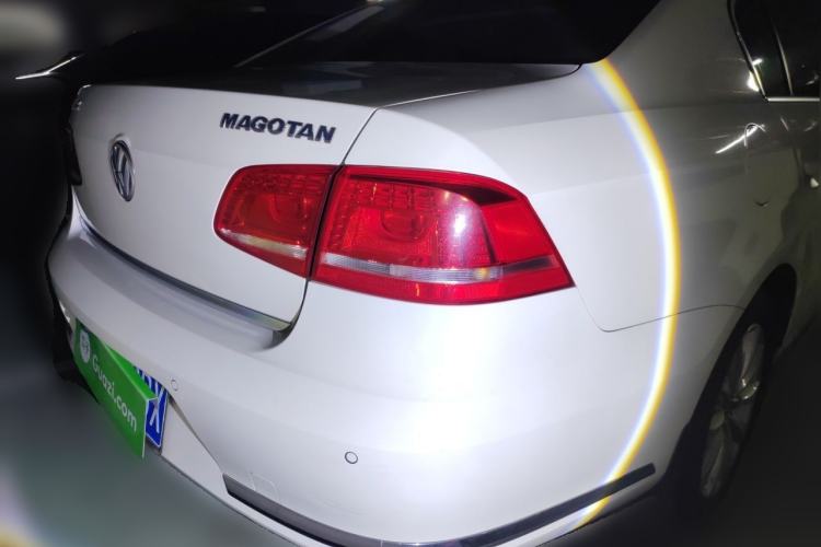 Used Volkswagen Magotan 2012 Revised 1.4 TSI Luxury Version Rear
