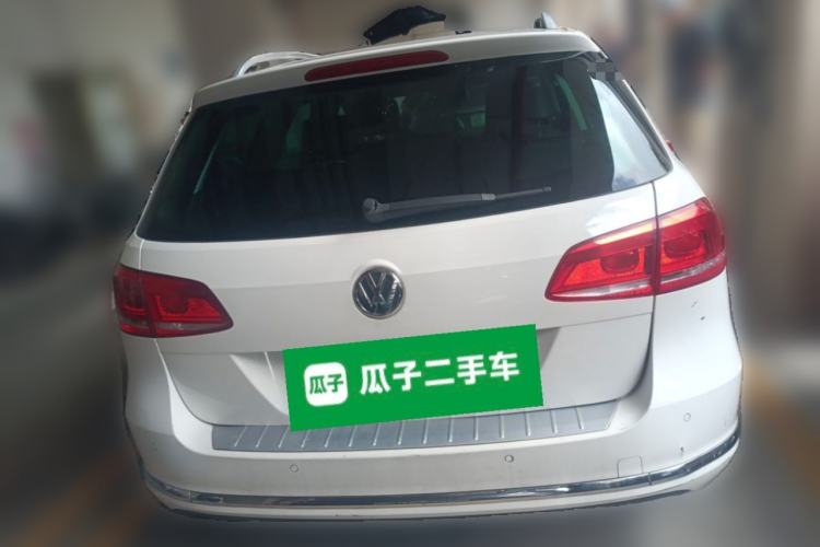 Used Volkswagen Magotan 2012 Travel Edition 2.0 TSI Comfort Version Rear