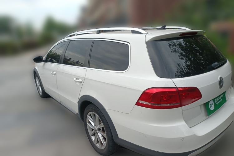 Used Volkswagen Magotan 2012 Travel Edition 2.0 TSI 4x4 Comfort Version Rear Left 45 Deg