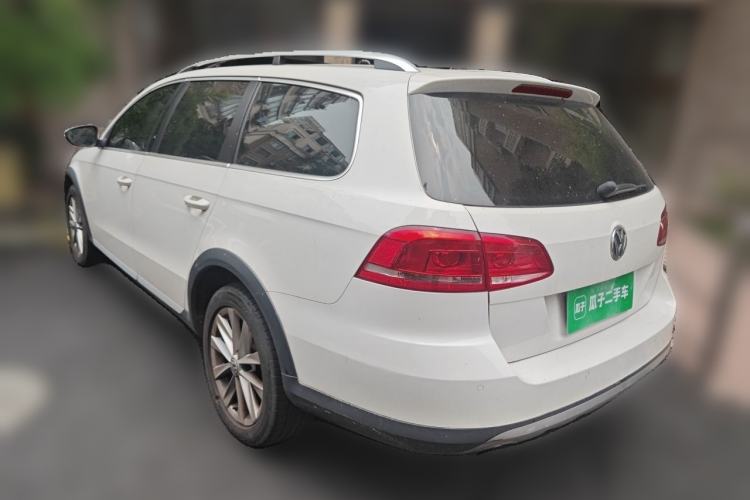 Used Volkswagen Magotan 2012 Travel Edition 2.0 TSI 4x4 Comfort Version Rear Left 45 Deg