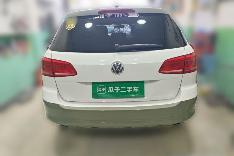 Used Volkswagen Magotan 2012 Travel Edition 2.0 TSI 4x4 Comfort Version Rear