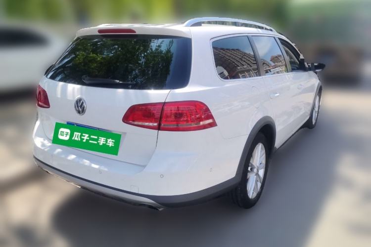 Used Volkswagen Magotan 2012 Travel Edition 2.0 TSI Four-Wheel Drive Luxury Version Rear Right 45 Deg