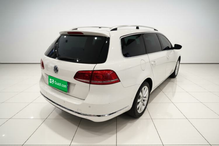 Used Volkswagen Magotan 2012 Travel Edition 2.0 TSI Comfort Version Rear Right 45 Deg