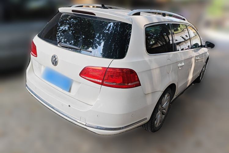 Used Volkswagen Magotan 2012 Travel Edition 2.0 TSI Luxury Version Rear Right 45 Deg