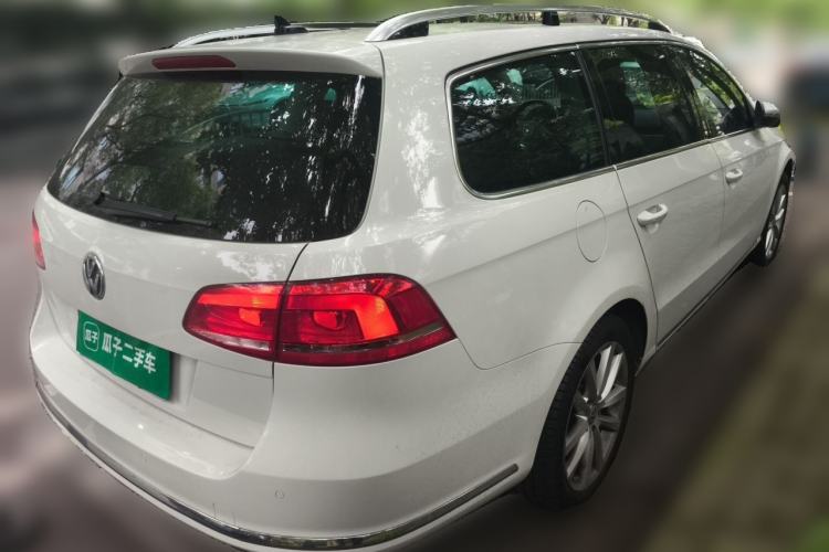 Used Volkswagen Magotan 2012 Travel Edition 2.0 TSI Comfort Version Rear Right 45 Deg