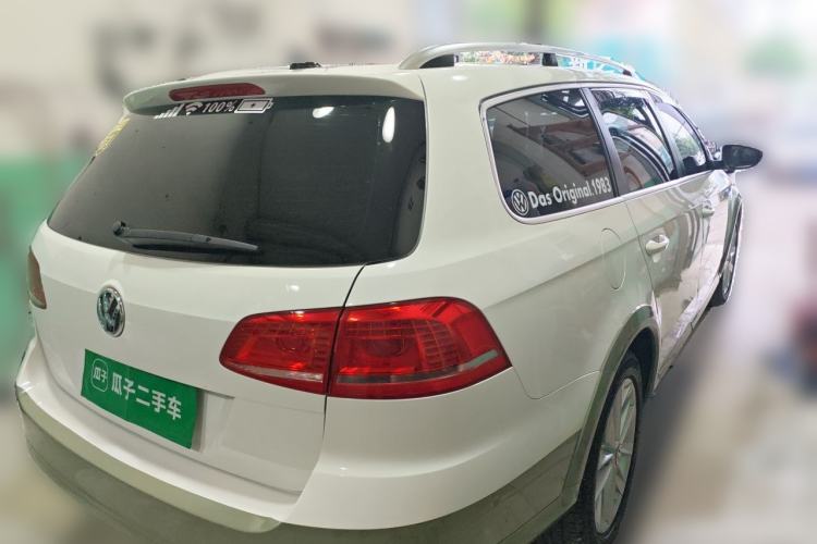 Used Volkswagen Magotan 2012 Travel Edition 2.0 TSI 4x4 Comfort Version Rear Right 45 Deg