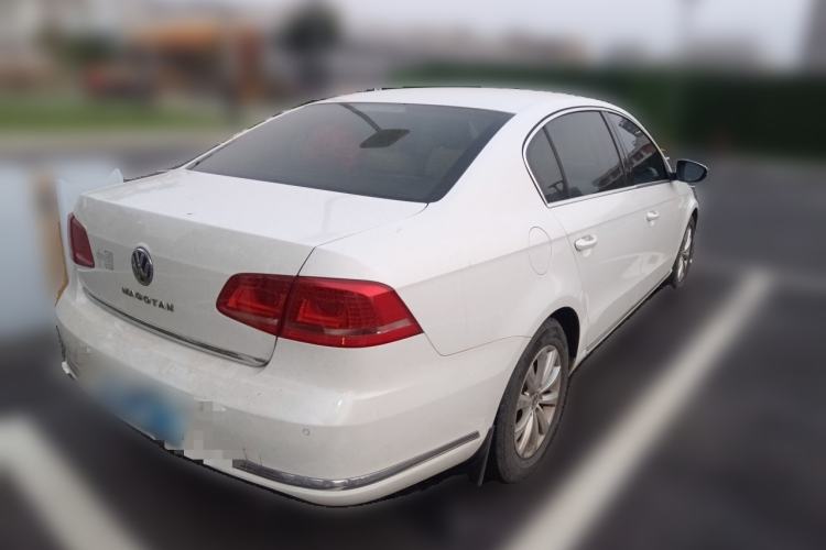 Used Volkswagen Magotan 2012 1.8TSI Luxury Model Rear Right 45 Deg