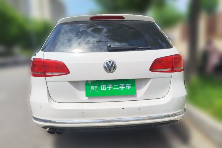 Used Volkswagen Magotan 2012 Travel Edition 2.0 TSI Comfort Version Rear