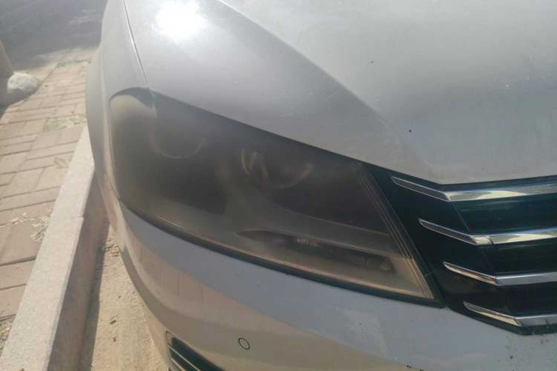 Used Volkswagen Magotan 2012 Travel Edition 2.0 TSI Comfort Version Right Front Headlight