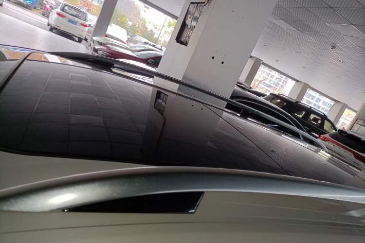 Used Volkswagen Magotan 2012 Travel Edition 2.0 TSI Comfort Version Roof