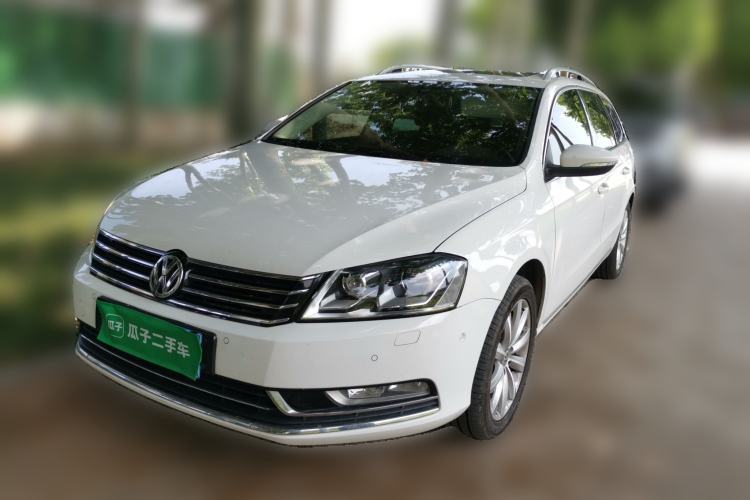 Used Volkswagen Magotan 2012 Travel Edition 2.0 TSI Luxury Version Guazi used car, China used car export, Used car for sale, Used cars, Cheapest cars for sale