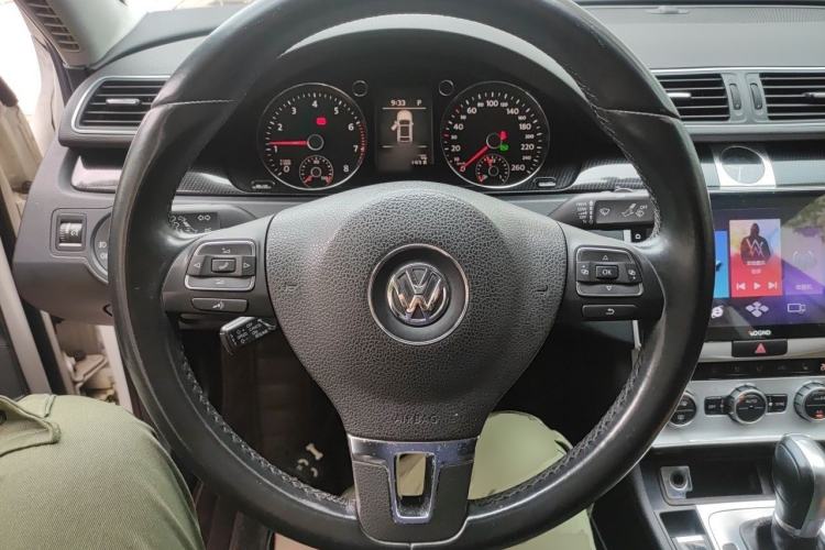 Used Volkswagen Magotan 2012 1.8TSI Luxury Model Steering Wheel