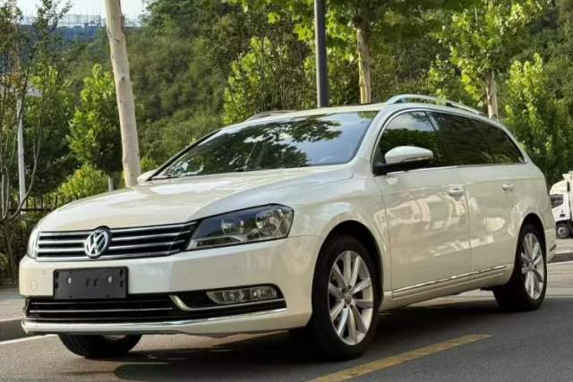 Used Volkswagen Magotan 2012 Travel Edition 2.0 TSI Comfort Version