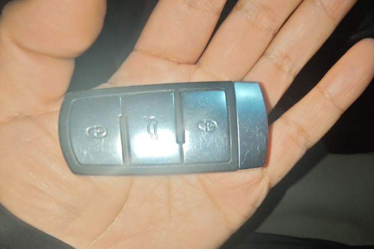 Used Volkswagen Magotan 2012 Facelift 1.8TSI Prestige Model Vehicle Key