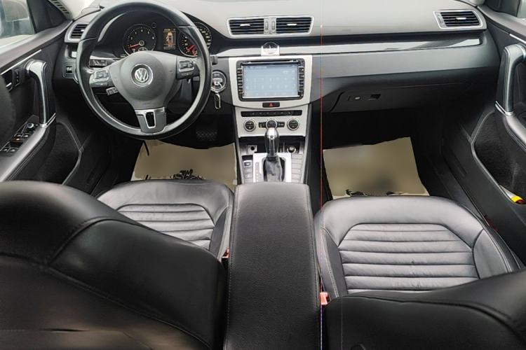 Used Volkswagen Magotan 2012 Revised 1.8TSI Luxury Version Center Console