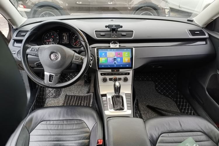 Used Volkswagen Magotan 2012 Revised 1.8TSI Luxury Version Center Console