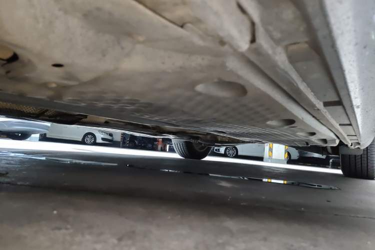 Used Volkswagen Magotan 2012 1.8TSI Comfort Model Chassis Front Left