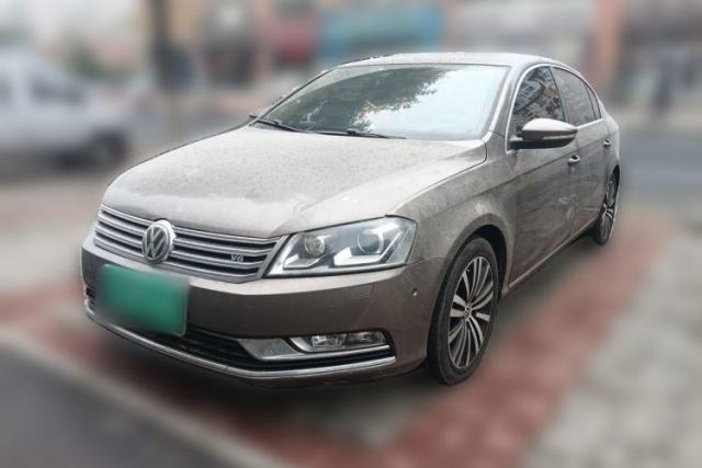 Ojetý Volkswagen Magotan 2012 3.0 FSI Flagship Edition
