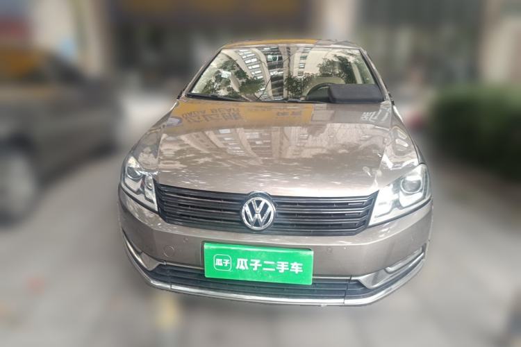 Used Volkswagen Magotan 2012 Revised Version 1.8TSI Leading Edition Front